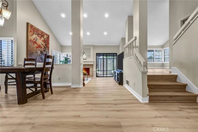 49 Pinewood, Irvine, CA 92604