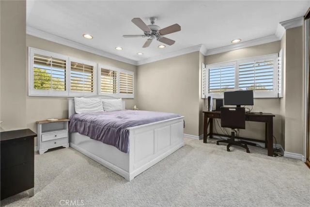 49 Pinewood, Irvine, CA 92604