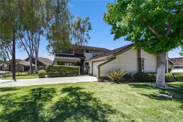 49 Pinewood, Irvine, CA 92604