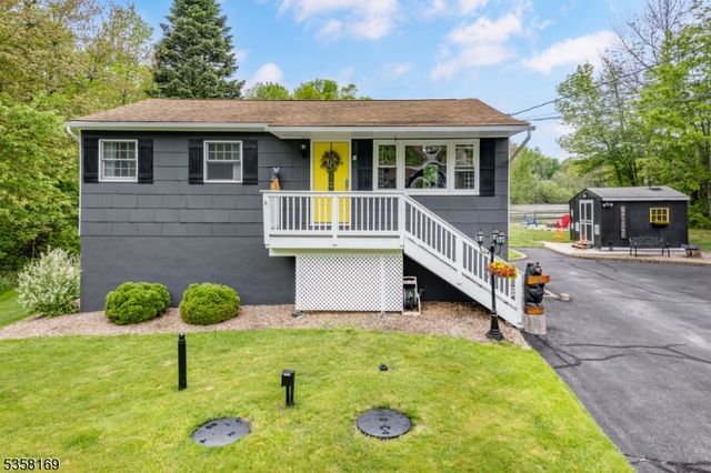 5 Emerald Dr, Vernon Twp., NJ 07422