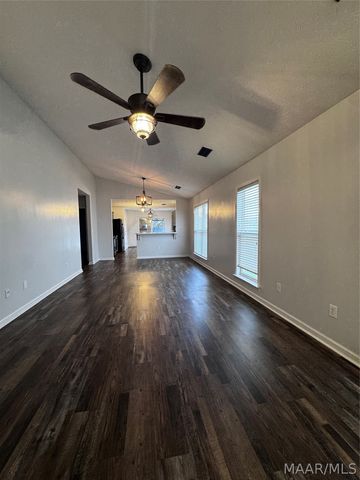 1801 YOUNG POINTE Boulevard, Montgomery, AL 36106