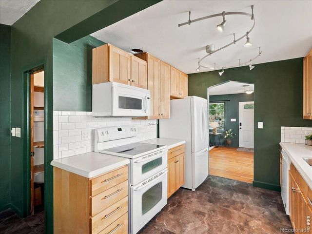 835 W 5th Street, Loveland, CO 80537
