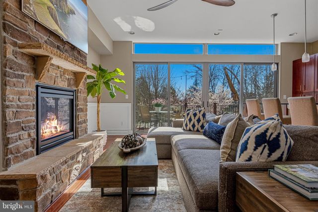 42517 SANDWORT TER, Brambleton, VA 20148