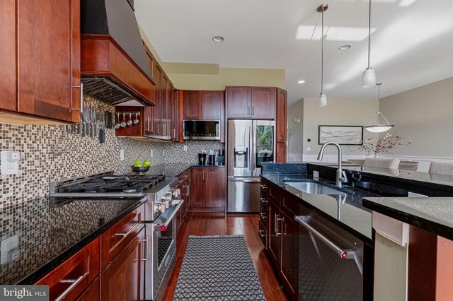 42517 SANDWORT TER, Brambleton, VA 20148