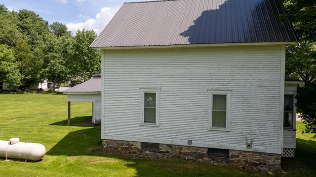 86 Hinesburg Hollow Road, Huntington, VT 05462
