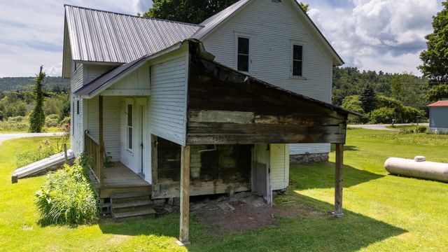 86 Hinesburg Hollow Road, Huntington, VT 05462