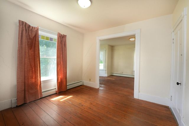 86 Hinesburg Hollow Road, Huntington, VT 05462