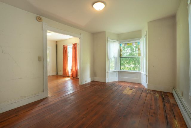 86 Hinesburg Hollow Road, Huntington, VT 05462