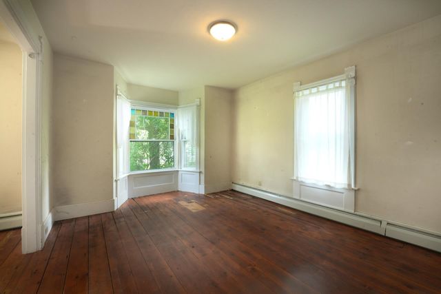 86 Hinesburg Hollow Road, Huntington, VT 05462