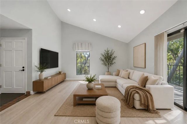 600 Central Avenue 376, Riverside, CA 92507