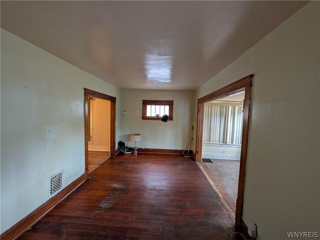 752 Spruce Avenue, Niagara Falls, NY 14301