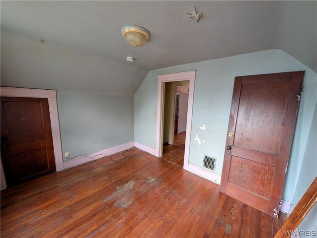 752 Spruce Avenue, Niagara Falls, NY 14301