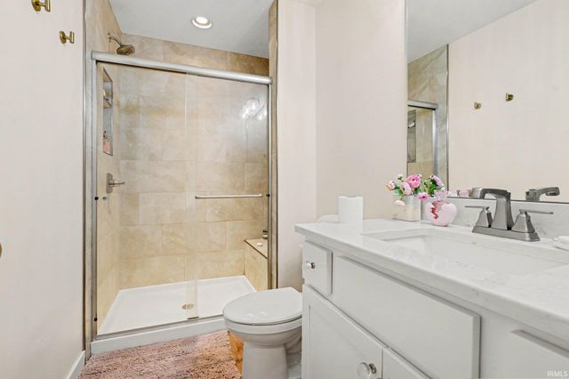 58604 Woodfield View, Elkhart, IN 46517