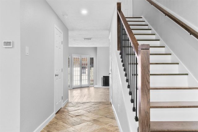 668 N Eldridge Parkway, Houston, TX 77079