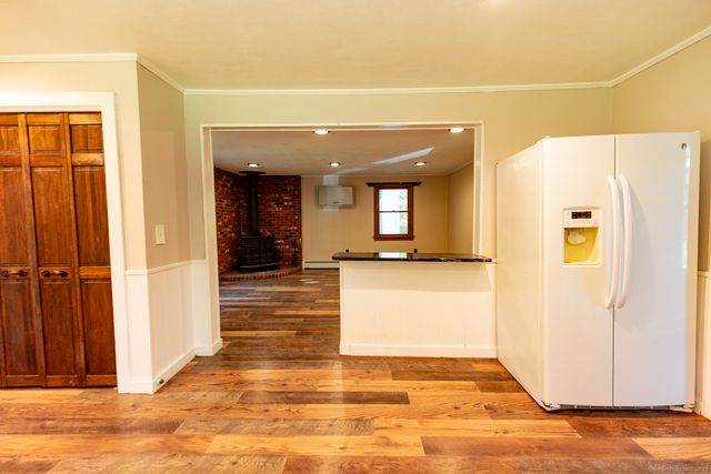 33 Newton Street, Norwich, CT 06360