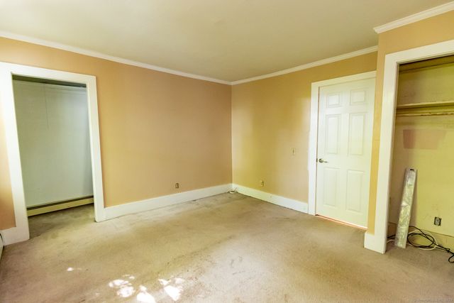 33 Newton Street, Norwich, CT 06360