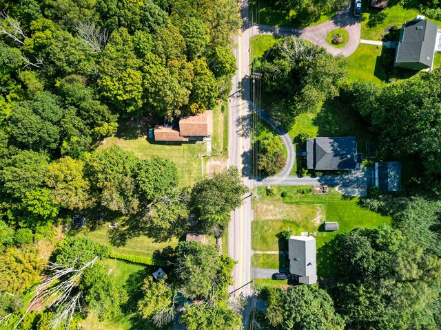 33 Newton Street, Norwich, CT 06360