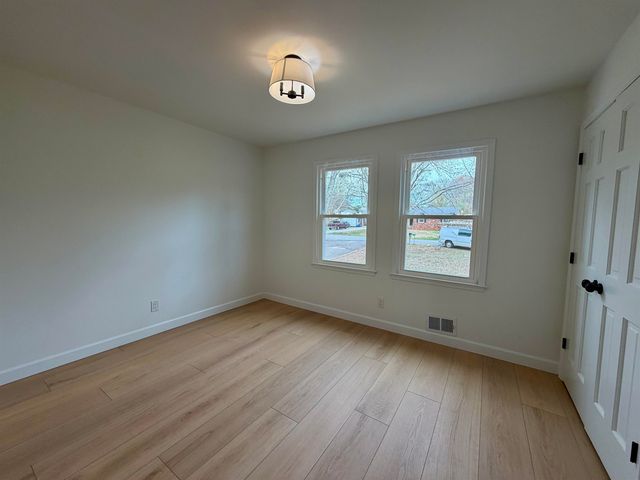 911 Vannessa Drive, Boiling Springs, SC 29316