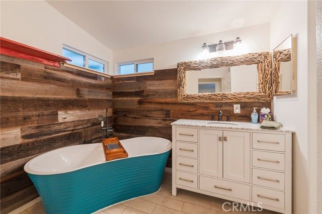 21752 Pacific Coast 15A, Huntington Beach, CA 92646