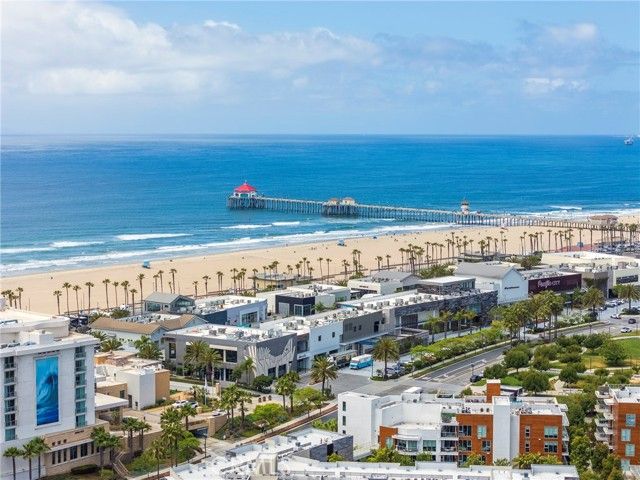 21752 Pacific Coast 15A, Huntington Beach, CA 92646