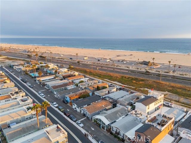 21752 Pacific Coast 15A, Huntington Beach, CA 92646