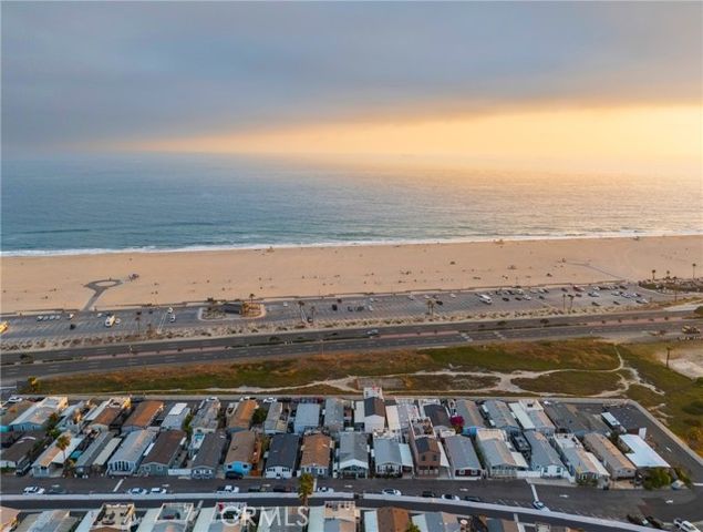 21752 Pacific Coast 15A, Huntington Beach, CA 92646