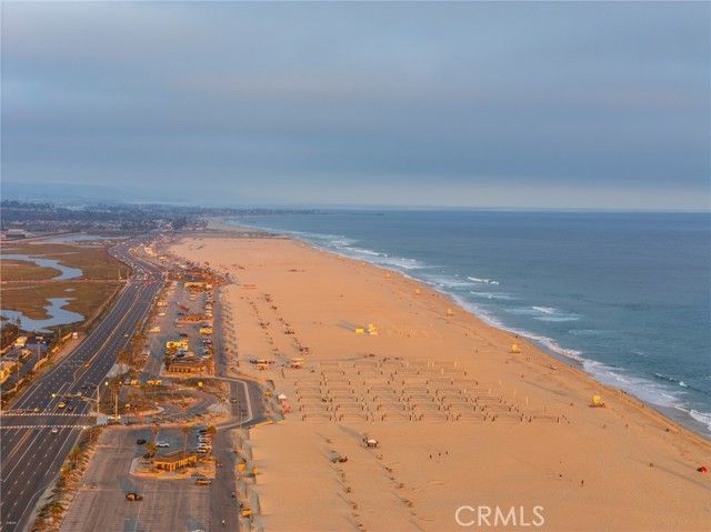 21752 Pacific Coast 15A, Huntington Beach, CA 92646