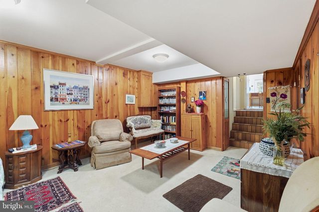 3305 POTTERTON DR, Falls Church, VA 22044