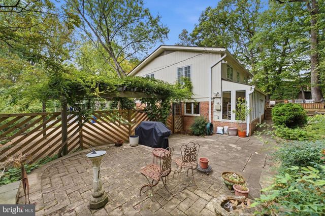 3305 POTTERTON DR, Falls Church, VA 22044
