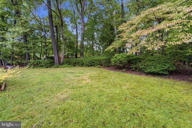3305 POTTERTON DR, Falls Church, VA 22044
