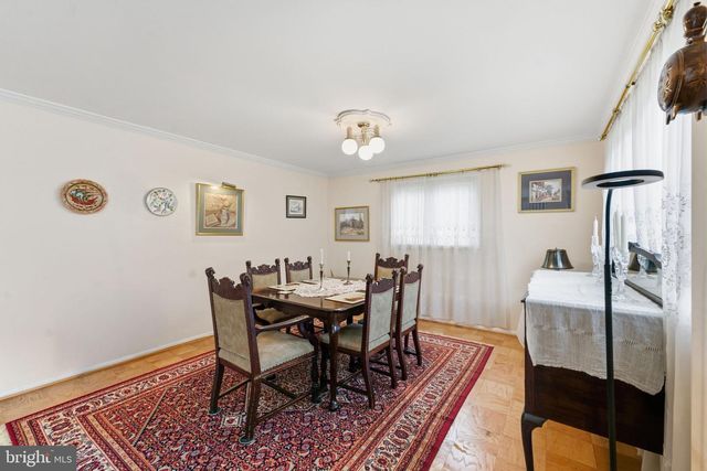 3305 POTTERTON DR, Falls Church, VA 22044