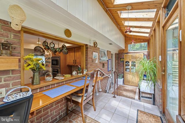3305 POTTERTON DR, Falls Church, VA 22044