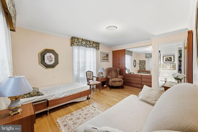 3305 POTTERTON DR, Falls Church, VA 22044