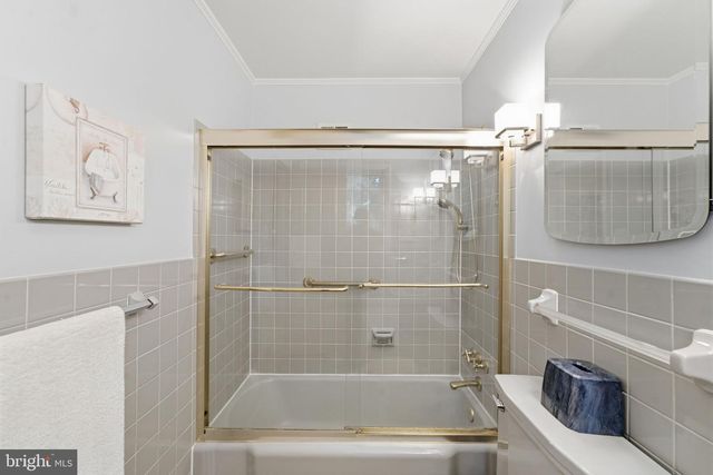 3305 POTTERTON DR, Falls Church, VA 22044
