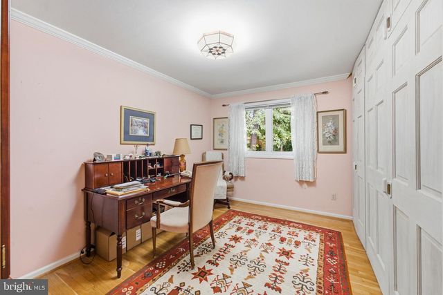 3305 POTTERTON DR, Falls Church, VA 22044