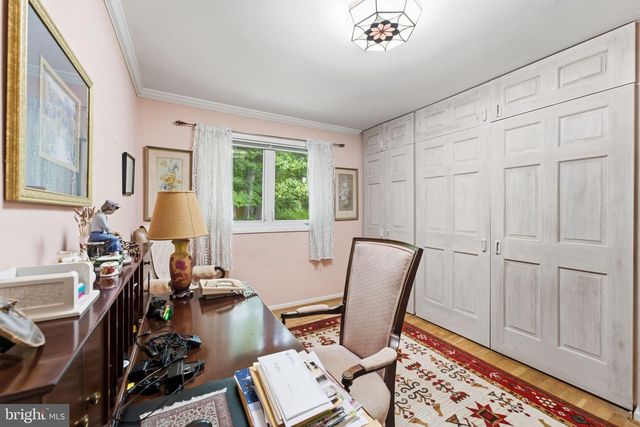 3305 POTTERTON DR, Falls Church, VA 22044