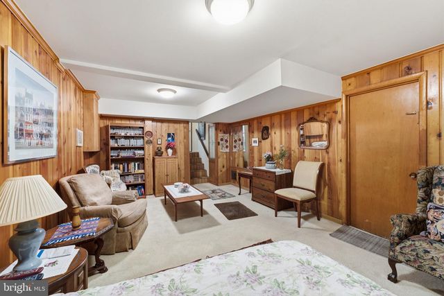 3305 POTTERTON DR, Falls Church, VA 22044