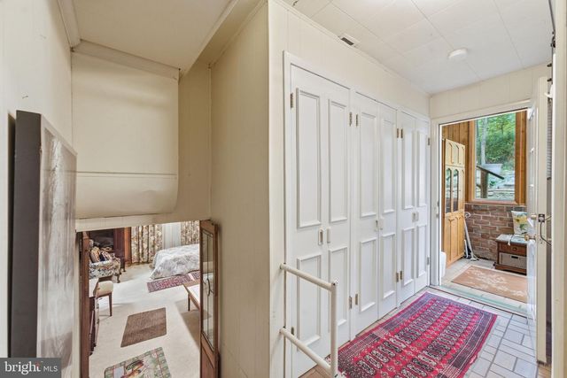 3305 POTTERTON DR, Falls Church, VA 22044