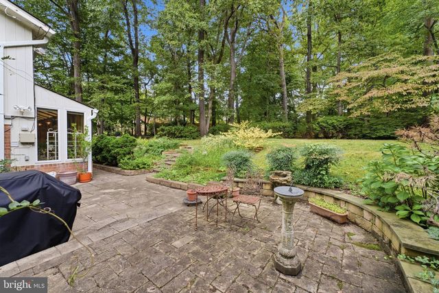 3305 POTTERTON DR, Falls Church, VA 22044