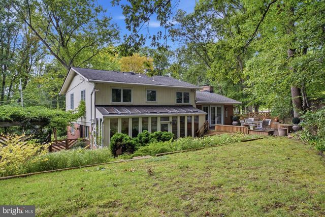 3305 POTTERTON DR, Falls Church, VA 22044