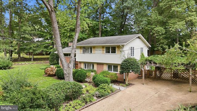 3305 POTTERTON DR, Falls Church, VA 22044