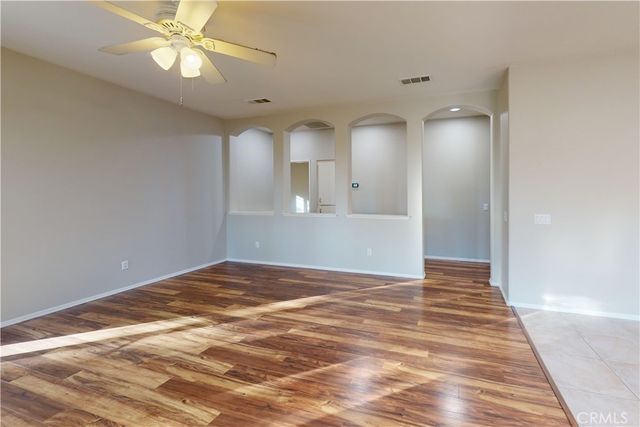 29285 Sand Creek Circle, Menifee, CA 92584