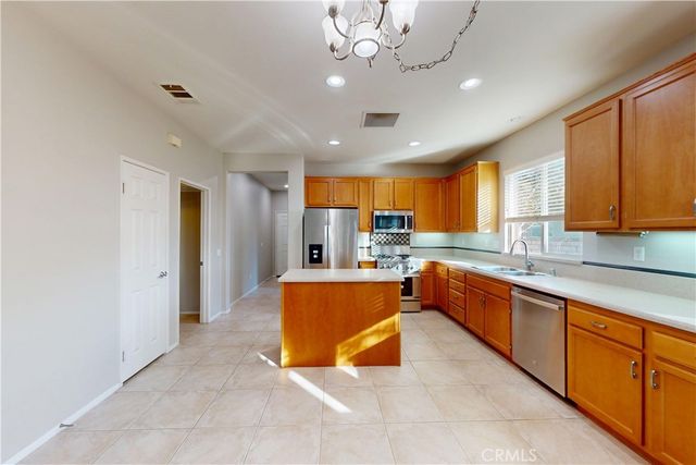 29285 Sand Creek Circle, Menifee, CA 92584