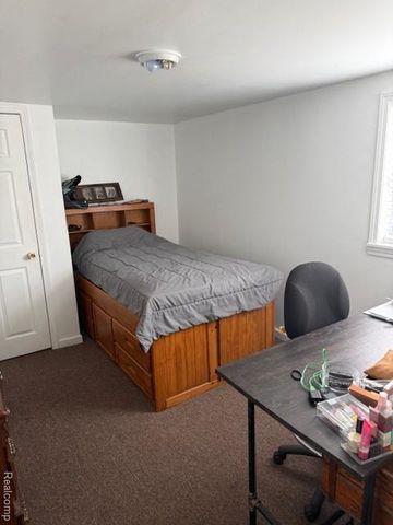 2700 Flint River Road, Lapeer, MI 48446