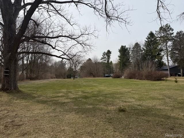 2700 Flint River Road, Lapeer, MI 48446