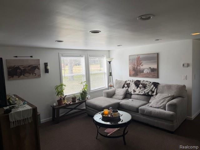 2700 Flint River Road, Lapeer, MI 48446