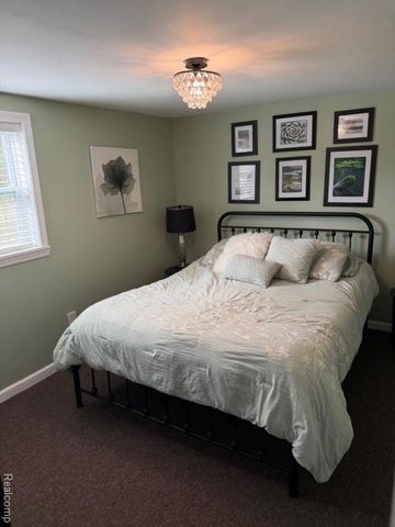 2700 Flint River Road, Lapeer, MI 48446