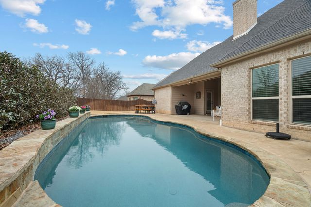 1509 Sea Breeze Lane, Azle, TX 76020