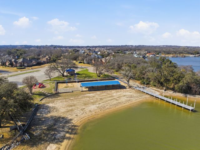 1509 Sea Breeze Lane, Azle, TX 76020