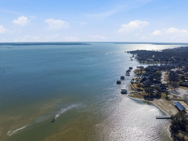 1509 Sea Breeze Lane, Azle, TX 76020